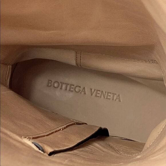 Bottega Veneta Tire rubber-trimmed leather zip knee boots size 40 - Picture 8 of 12